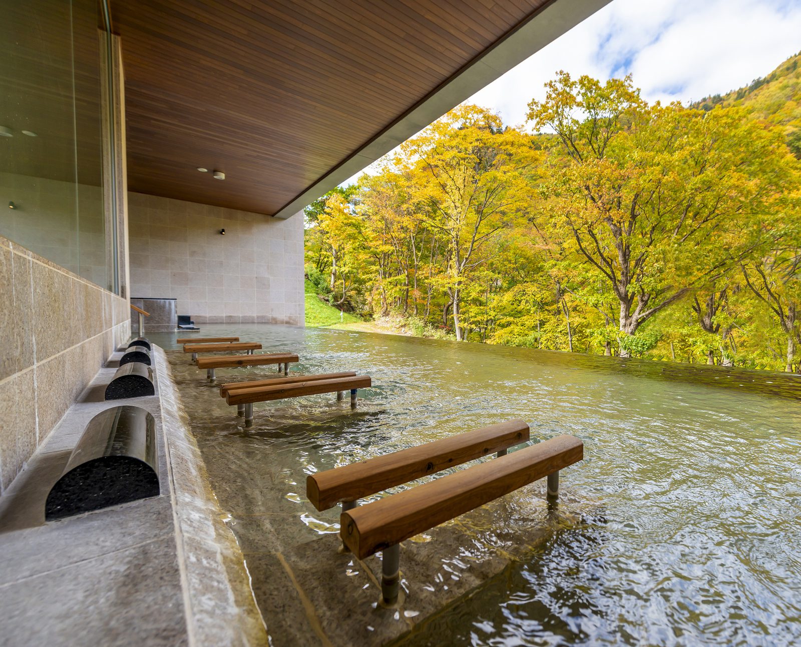 GRAND BLISSEN HOTEL JOZANKEI – Jozankei Tourist Association